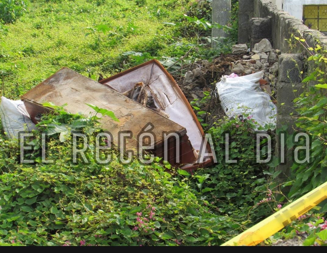 Consternación aparecen restos humanos regados a las afueras del cementerio San Juan Bautista de El Retén
