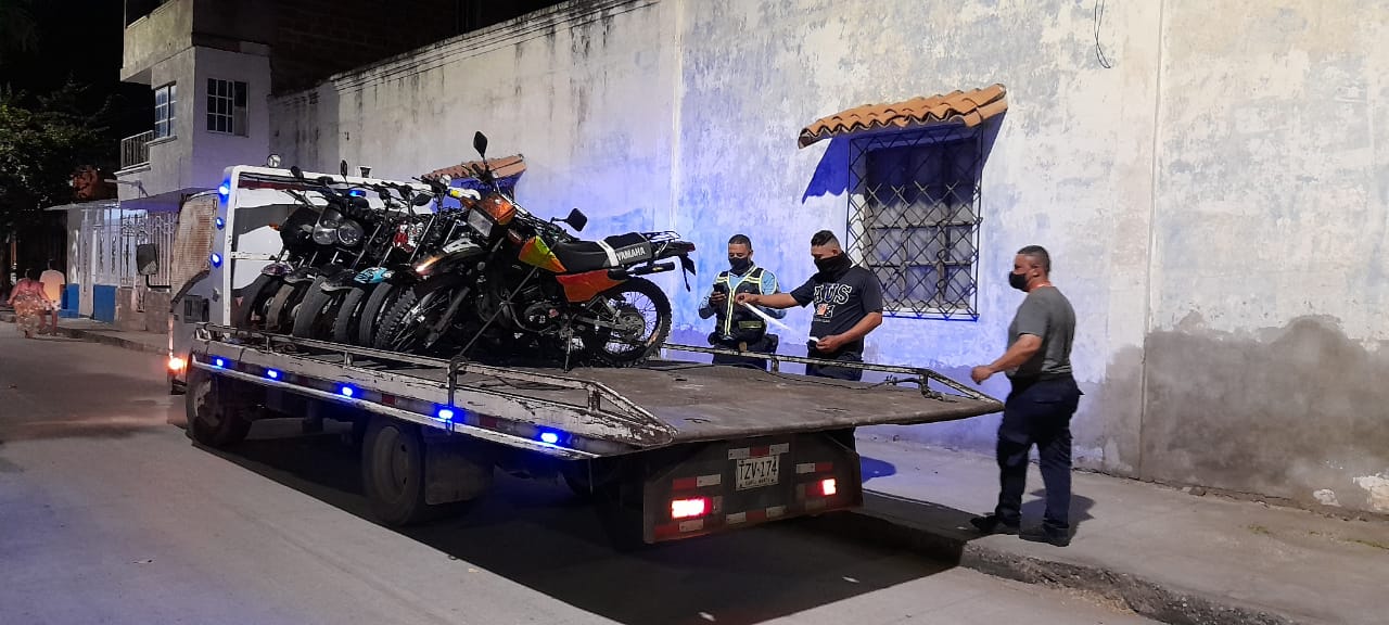 ¡Barrejobo! Inmovilizan más de 116 motos en controles al Decreto que prohíbe el parrillero hombre en Santa Marta