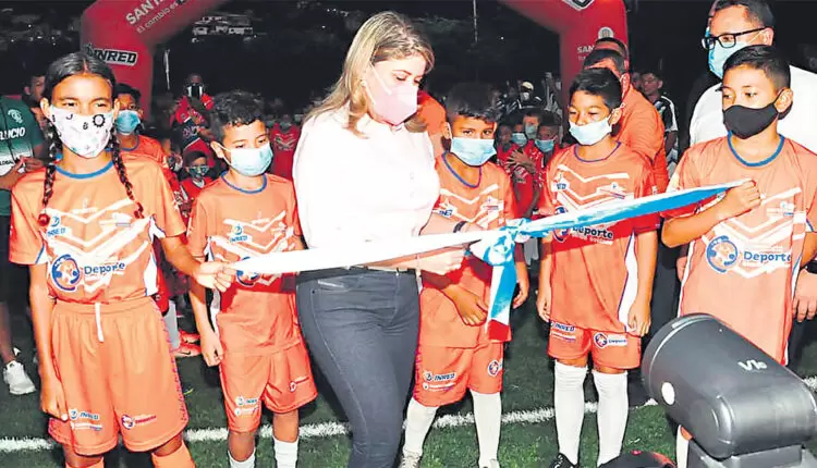 Gaira la guerrera y hermana mayor de Santa Marta, tiene nueva cancha de fútbol