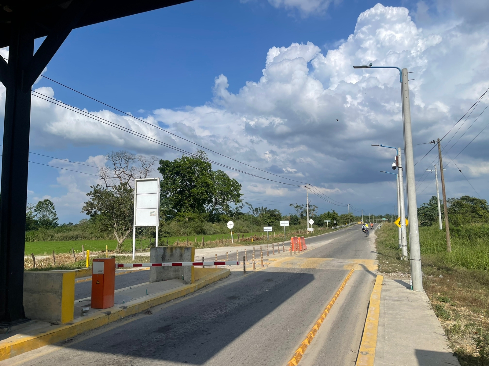 <strong>Carretera El Retén-Aracataca 28 meses de servicio al progreso</strong>
