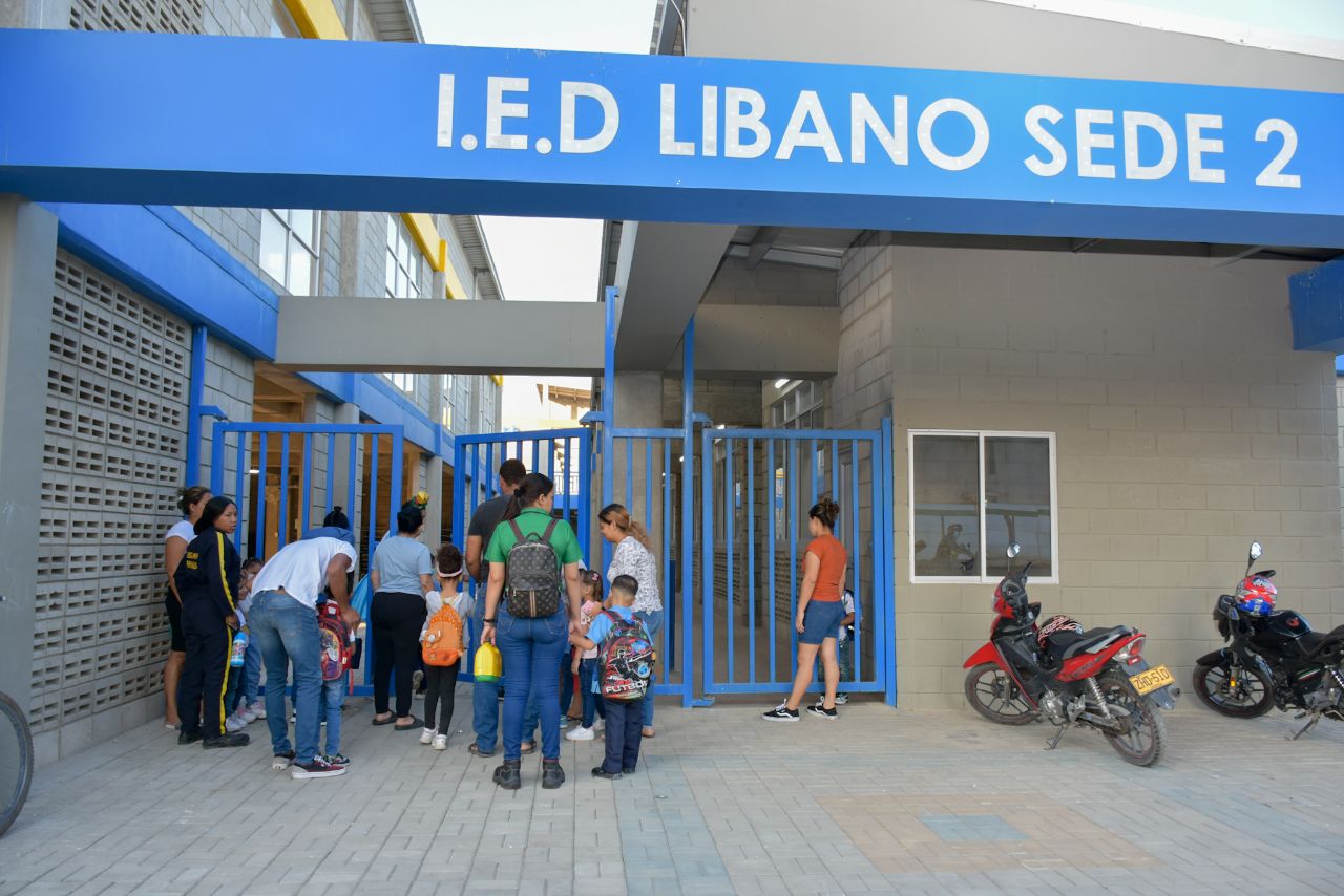 IED El Libano comenzó a gozarse su nueva sede Santa Cruz